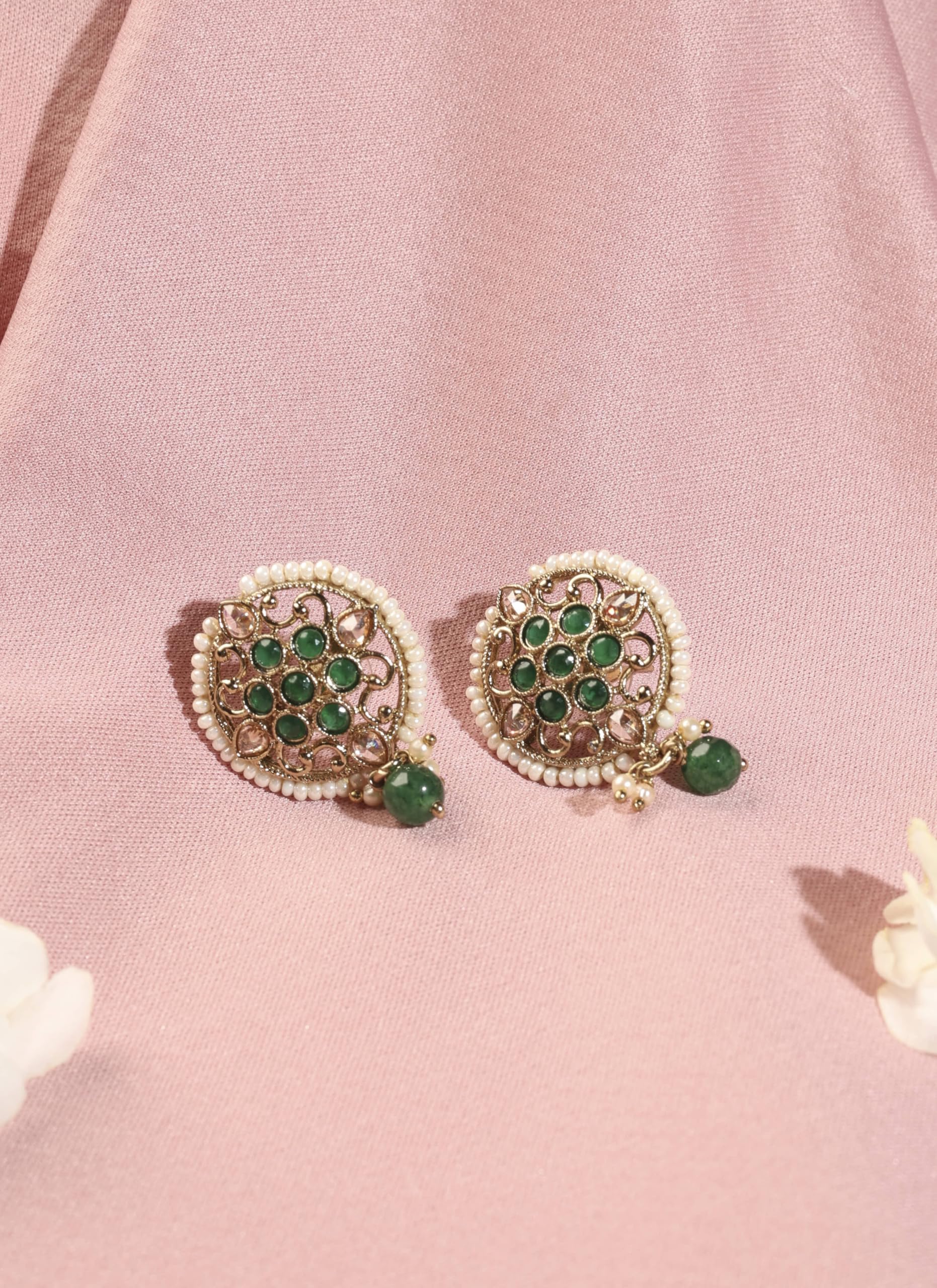 Saloni Fashion Jewellery Stylish Round Shape Mother of Pearl Green Kundan Stone Antique Gold Plated Collar Necklace Set For Women and Girls