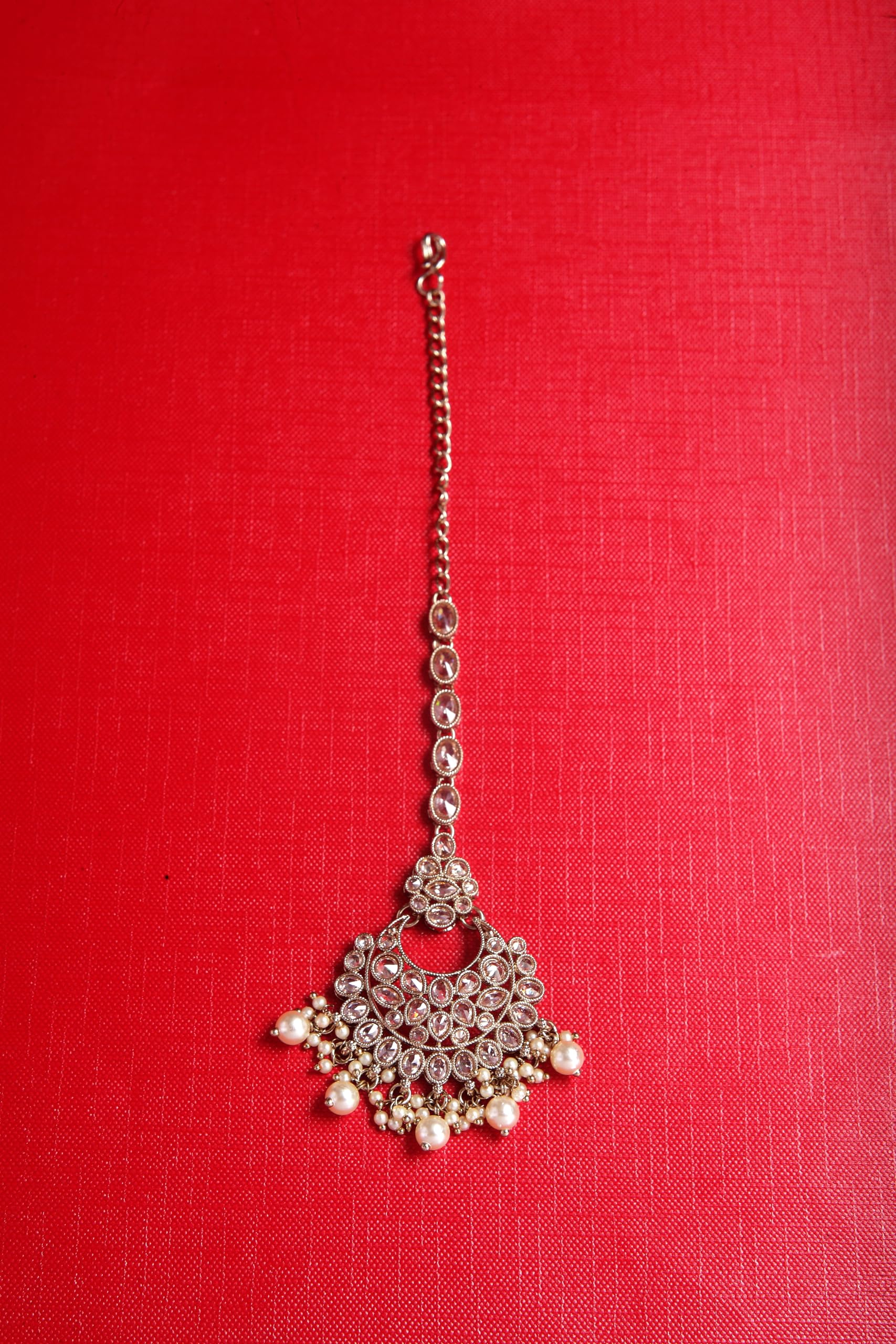 Saloni Fashion Jewellery Glamorous Chandelier Shape Mother of Pearl Brown Uncut Kundan Stone Antique Gold Plated Maang Tikka For Women and Girls