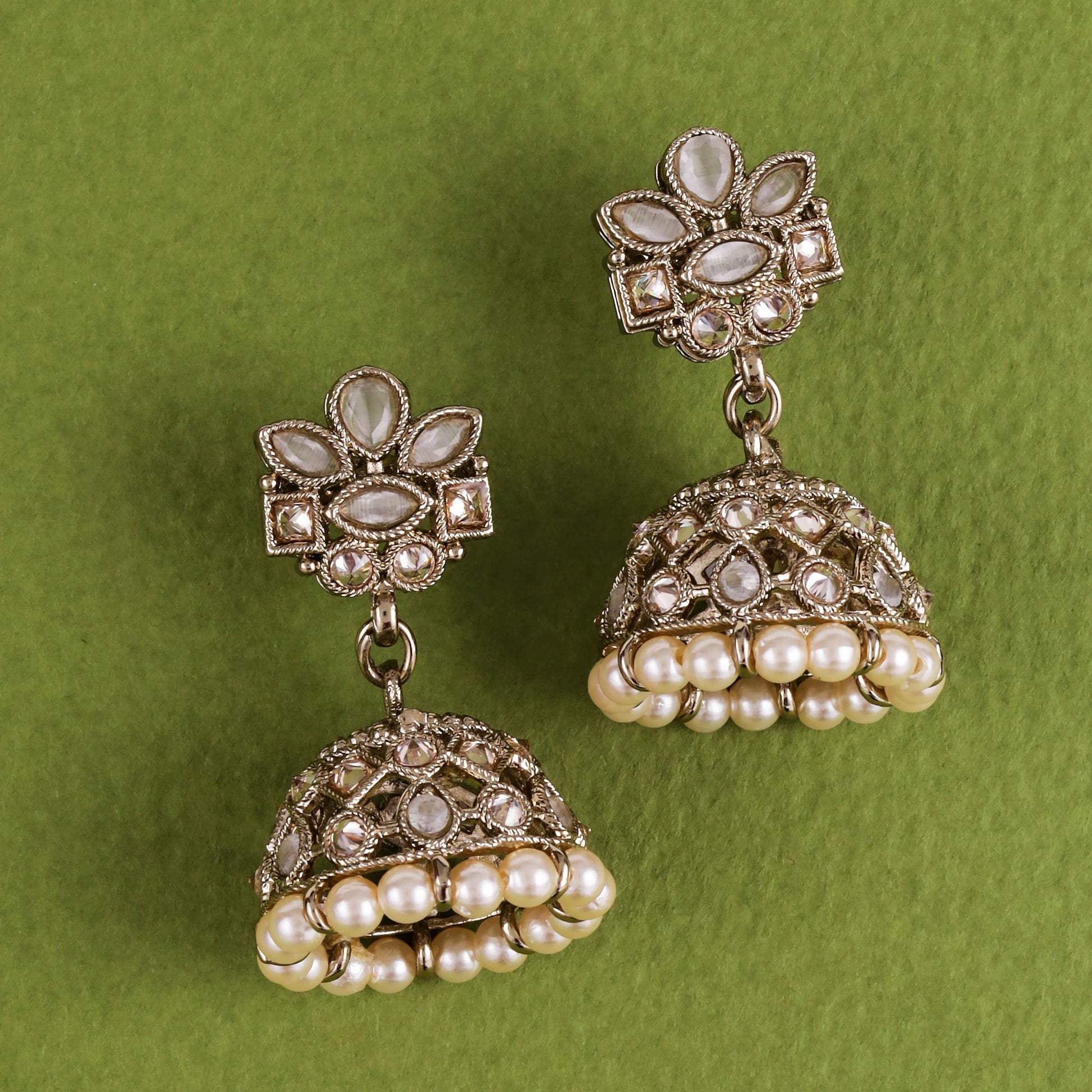 Saloni Fashion Jewellery Amazing Flower Design White Uncut Kundan Stone Antique Gold Plated Jhumki Earring For Women and Girls