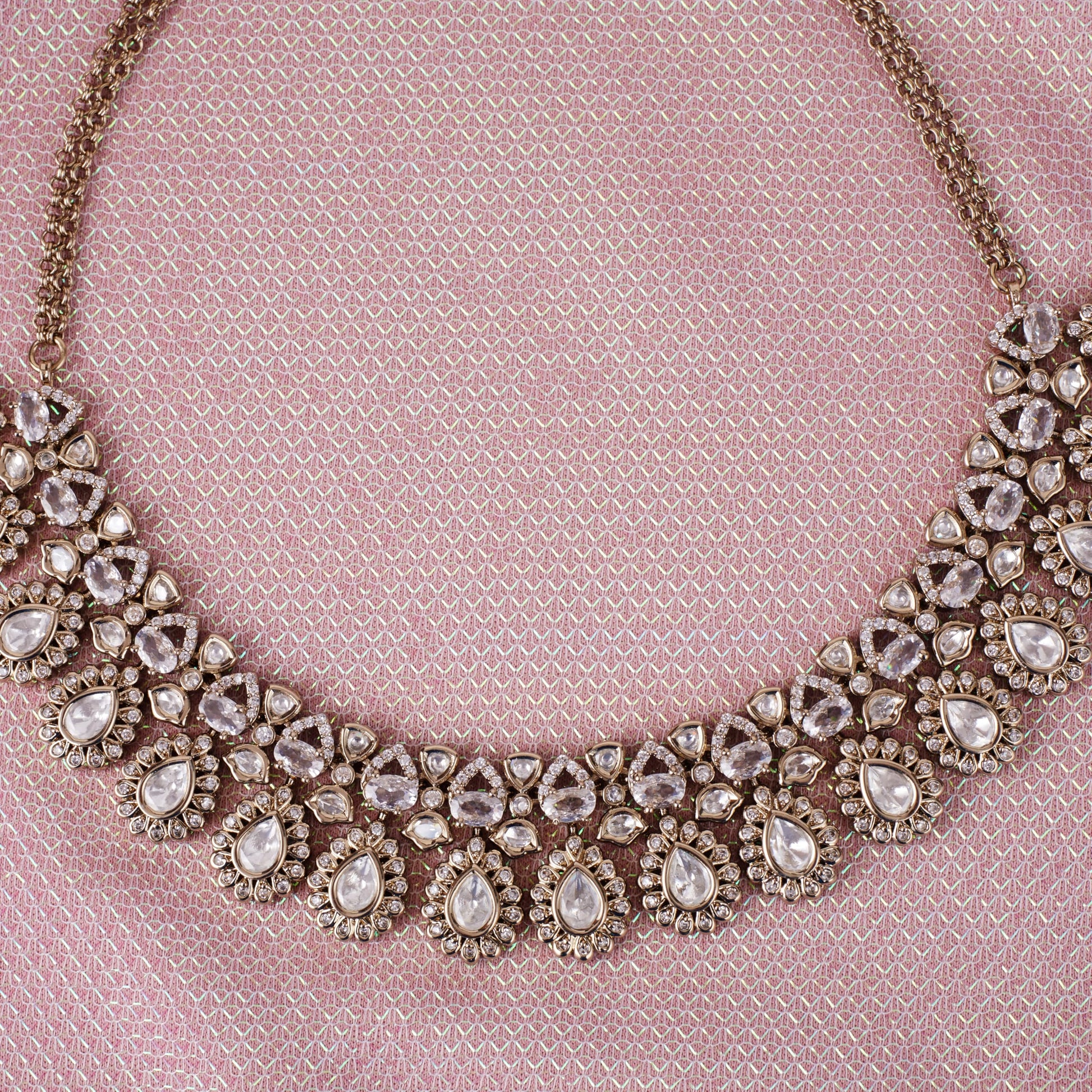 Saloni Fashion Jewellery Glamorous Oval Shape Uncut Kundan Stone Gold Plated Brass Choker Necklace Set With Maang Tikka For Women and Girls
