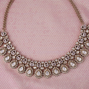 Saloni Fashion Jewellery Glamorous Oval Shape Uncut Kundan Stone Gold Plated Brass Choker Necklace Set With Maang Tikka For Women and Girls