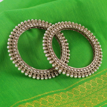 Saloni Fashion Jewellery Pretty Glimmery Round Shape Gold Plated Brown Stone Set of 2 Bangles For Women