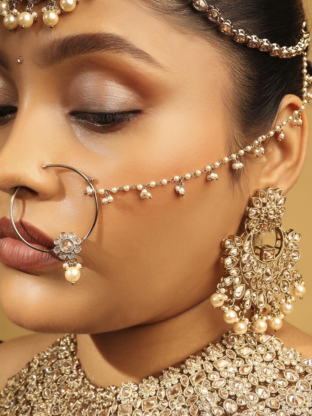 Saloni Fashion Jewellery Chandelier and Round Oval Shape Uncut Kundan Gold Plated Bridal Jewellery Sets For Women and Girls