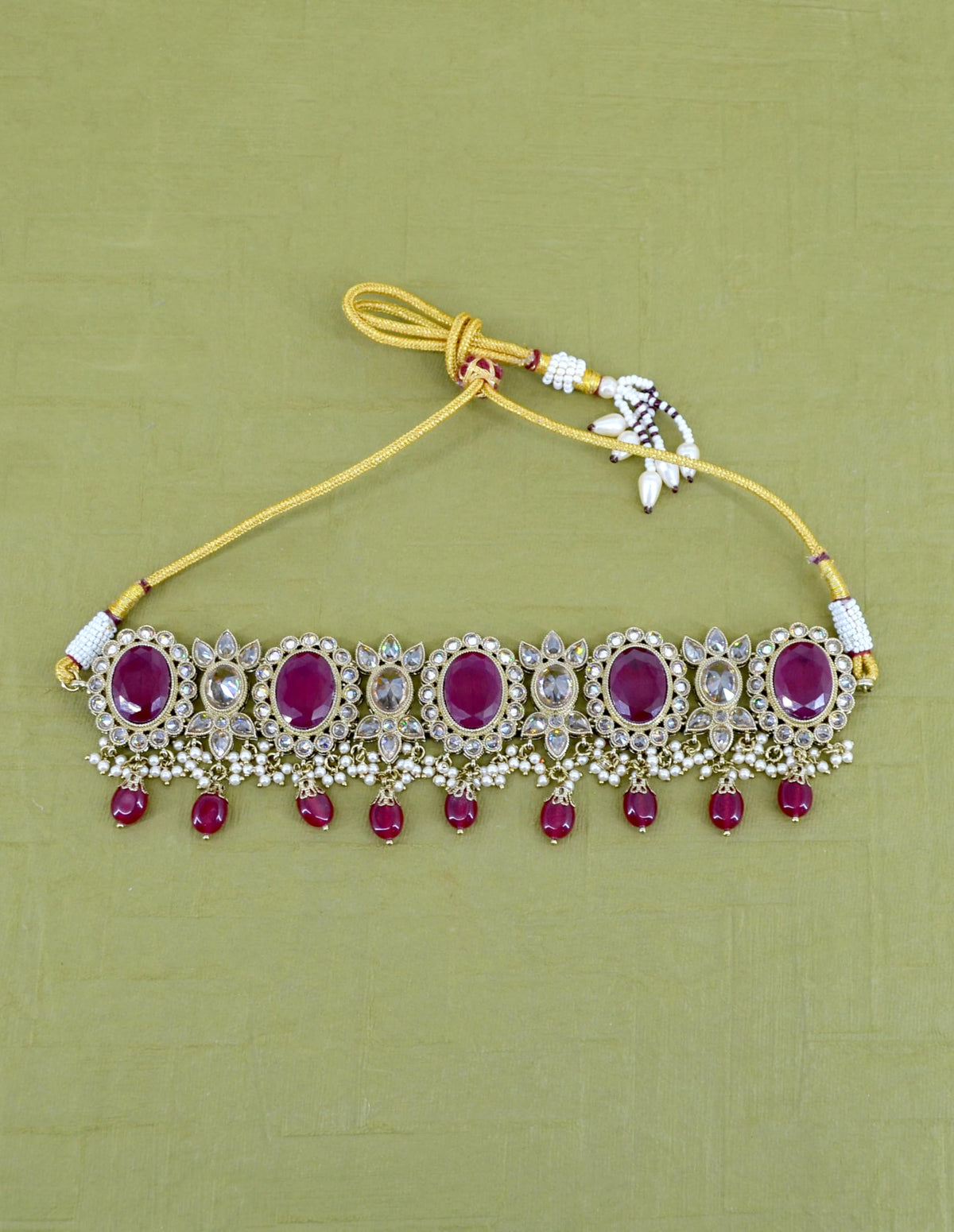 Saloni Fashion Jewellery Circle and Leaf Design Red Uncut Kundan Gold Plated Collar Necklace Set with Maangtikka For Women and Girls