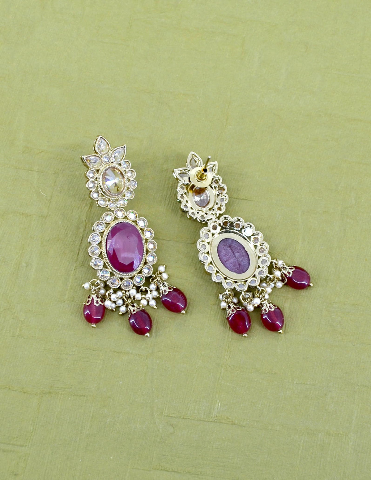 Saloni Fashion Jewellery Circle and Leaf Design Red Uncut Kundan Gold Plated Collar Necklace Set with Maangtikka For Women and Girls