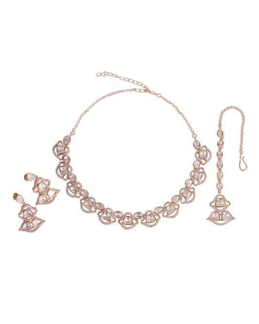Saloni Fashion Jewellery Circle and Triangle Shape Uncut Kundan Stone Antique Gold Plated Brass Choker Necklace Set with Maang Tikka For Women and Girls