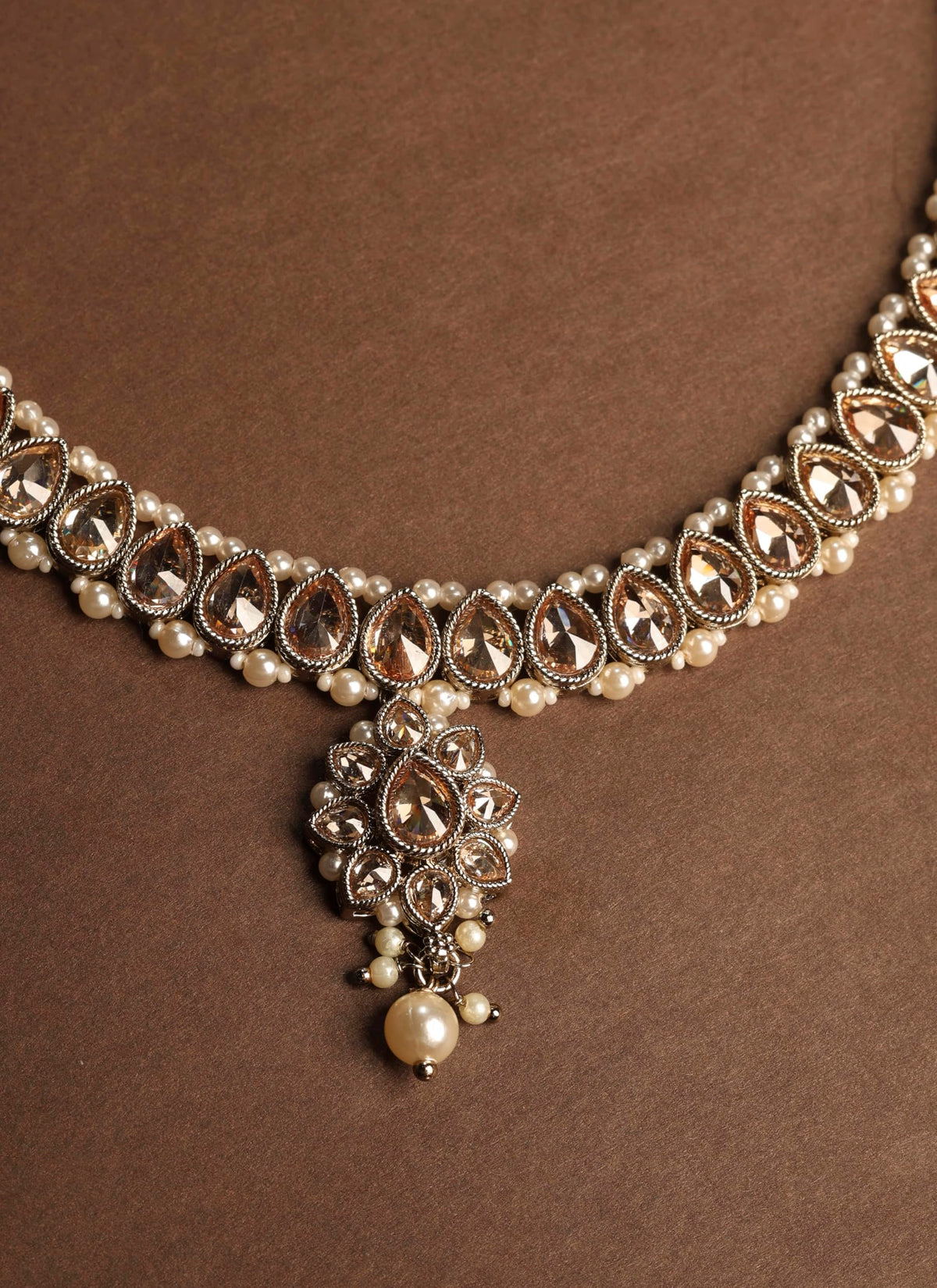 Saloni Fashion Jewellery Flower and Oval Shape Brown Kundan Stone Antique Gold Plated Choker Necklace Set with Maang Tikka For Women and Girls