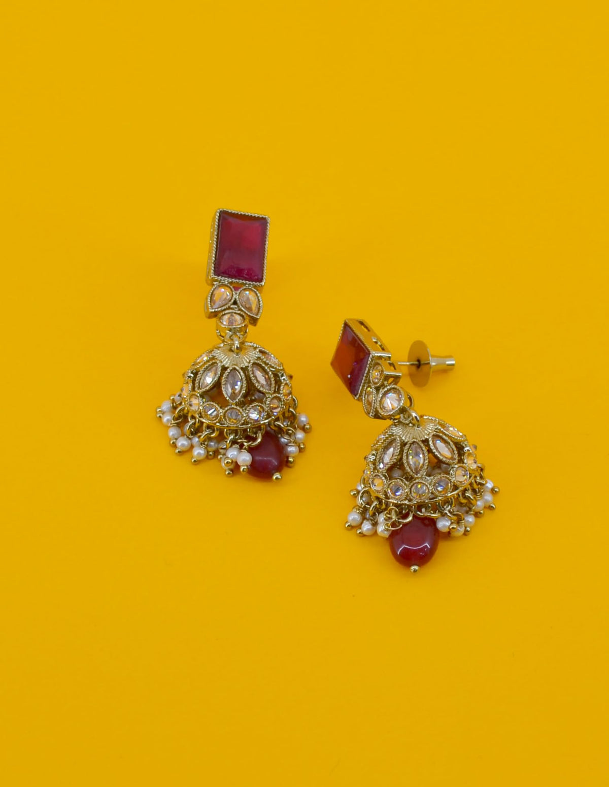 Saloni Fashion Jewellery Flower and Square Shape Red Uncut Kundan Gold Plated Choker Necklace Set with Maangtikka For Women and Girls