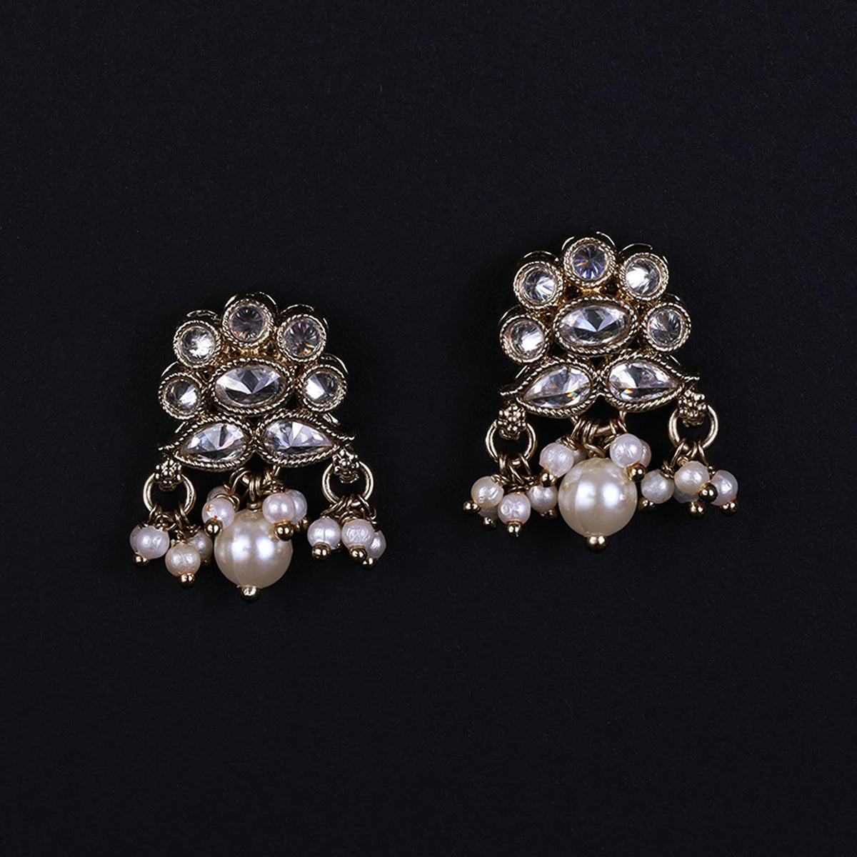 Saloni Fashion Jewellery Flower Design and Pearl Gold Plated Brass Drop Earring For Women