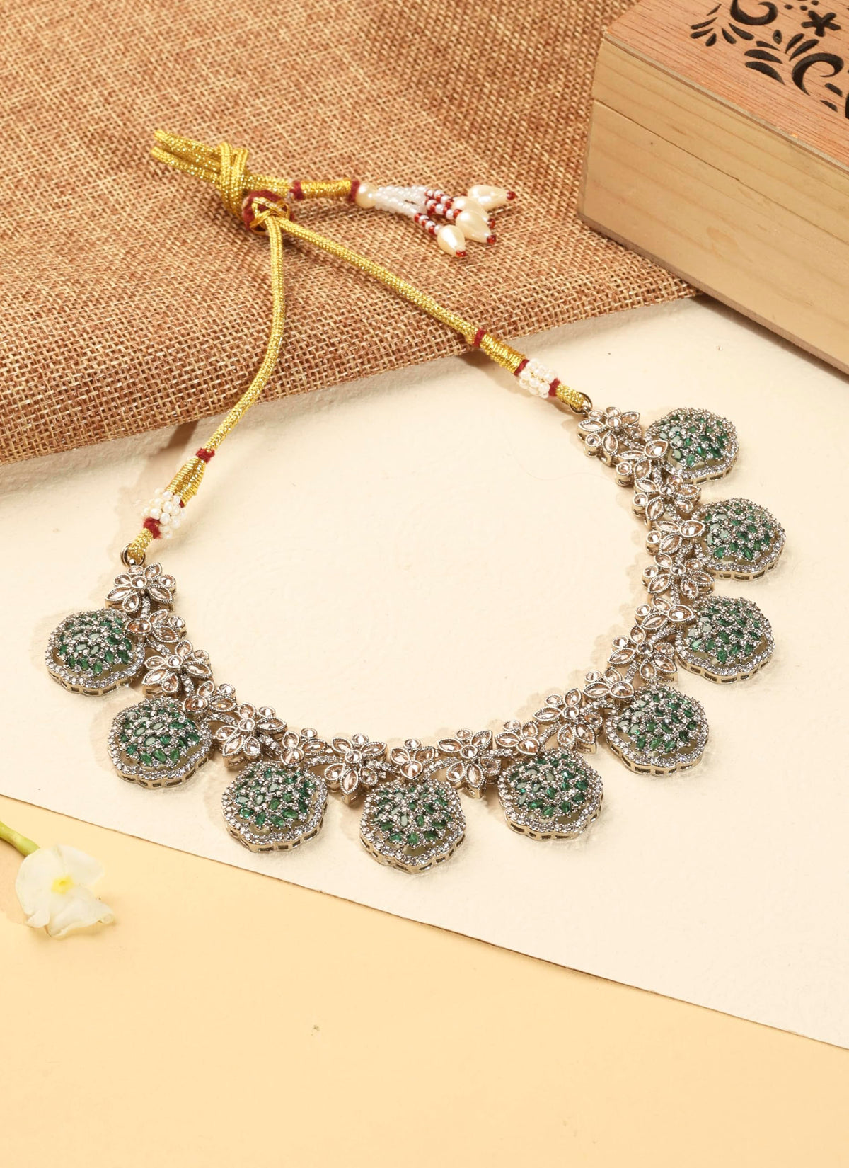 Saloni Fashion Jewellery Flower Design Green Kundan Stone Antique Gold Plated Brass Choker Necklace Set with Maang Tikka For Women and Girls