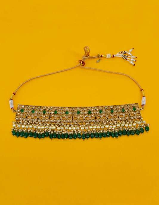 Saloni Fashion Jewellery Flower Design Green Uncut Kundan Gold Plated Collar Necklace Set with Maangtikka For Women and Girls