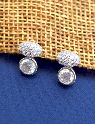Classy Round Shape Kundan Stone Brass Silver Plated Stud Earring