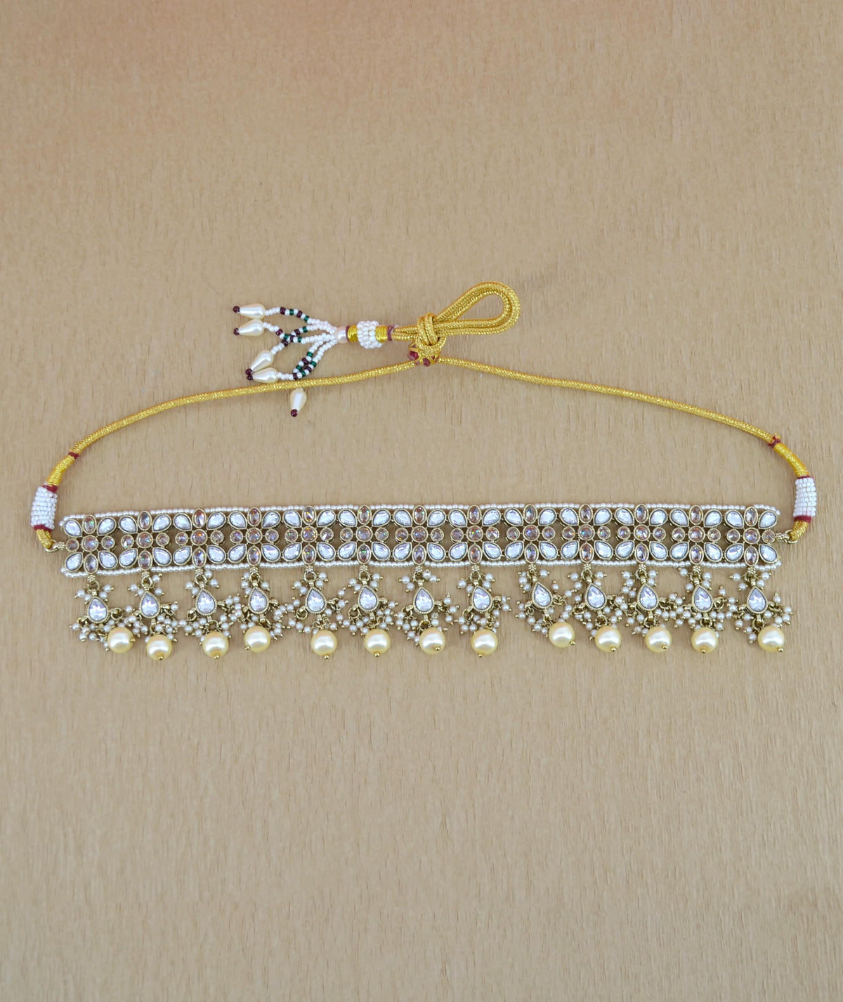 Saloni Fashion Jewellery Lavish Oval and Flower Shape Uncut Kundan Gold Plated Collar Necklace Set with Maangtikka For Women and Girls