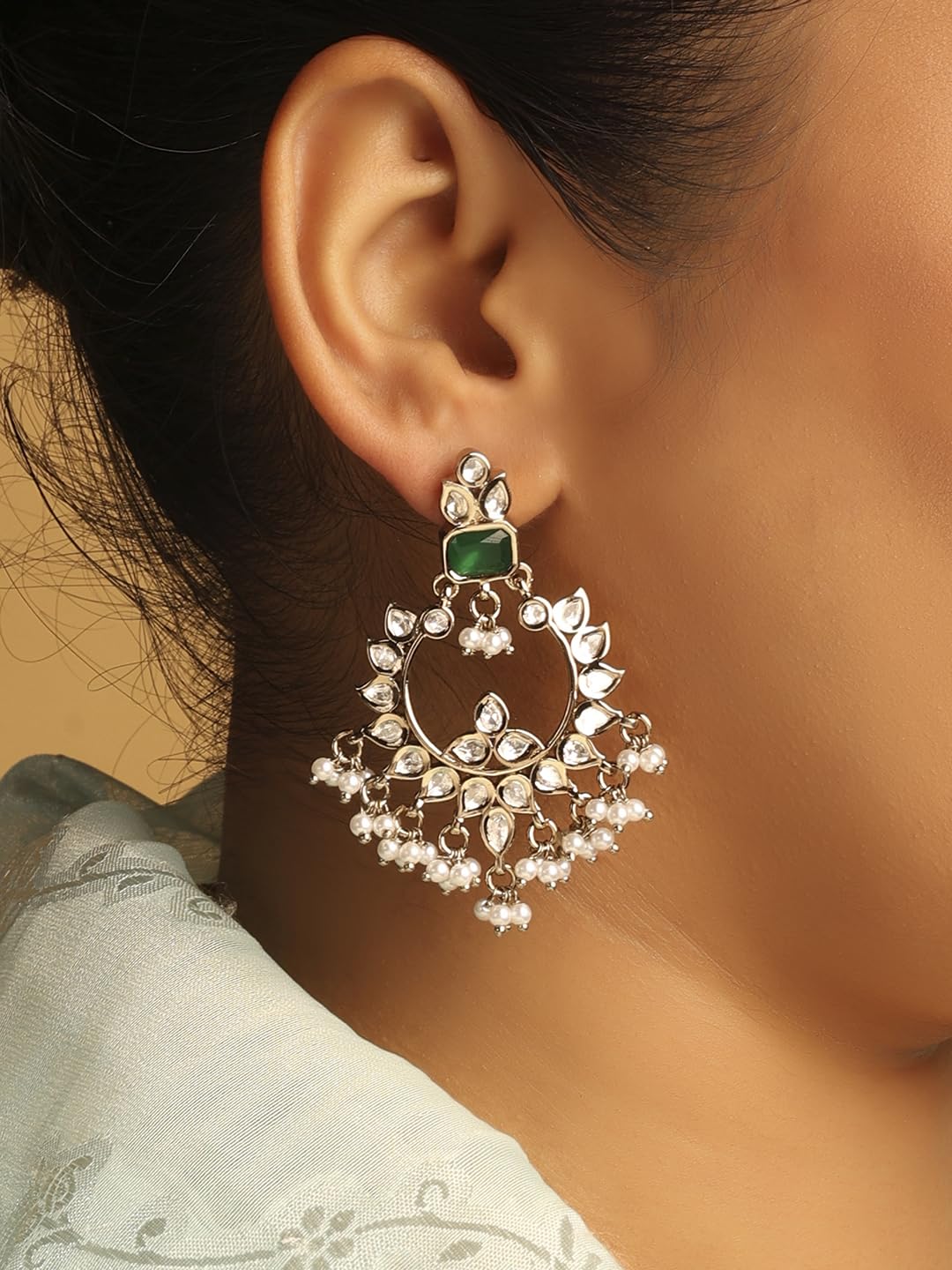Saloni Fashion Jewellery Leaf and Square Shape Green Kundan Stone Pearl Antique Gold Plated Choker Brass Necklace With Maang Tikka For Women and Girls