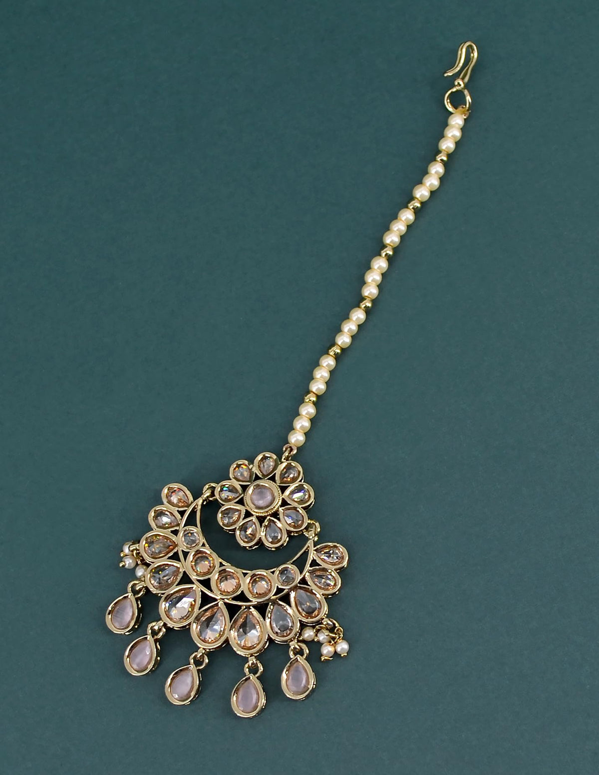 Saloni Fashion Jewellery Modern Round and Oval Shape Uncut Kundan Gold Plated Choker Necklace Set with Maangtikka For Women and Girls