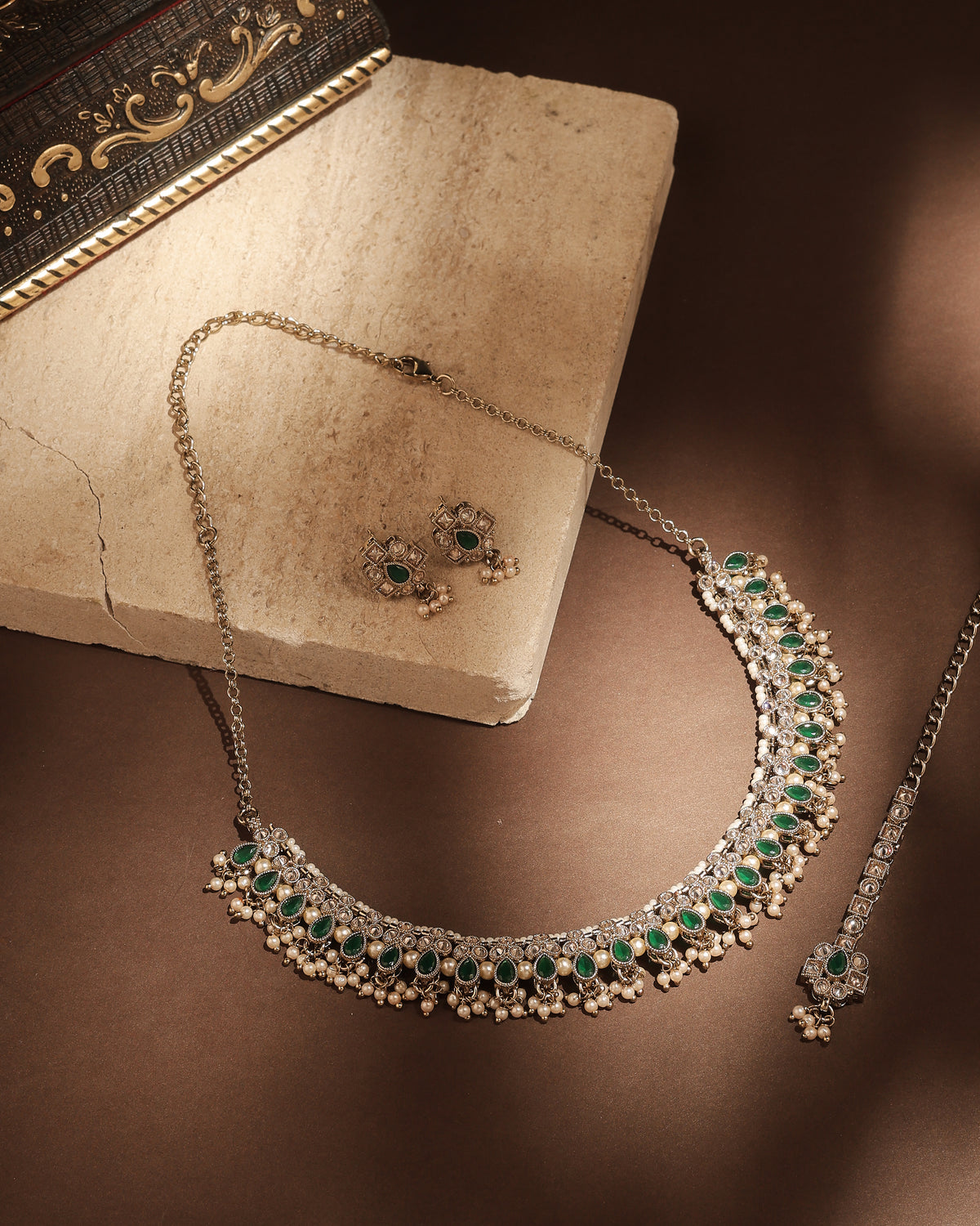 Pear Shape Pearl Guchha Antique Gold Plated Green Uncut - close-up detail | Saloni Fashion Jewellery, Mumbai