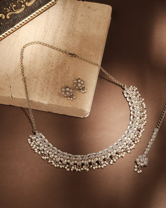 Pear Shape Pearl Guchha Antique Gold Plated White Uncut Kundan - close-up detail | Saloni Fashion Jewellery, Mumbai