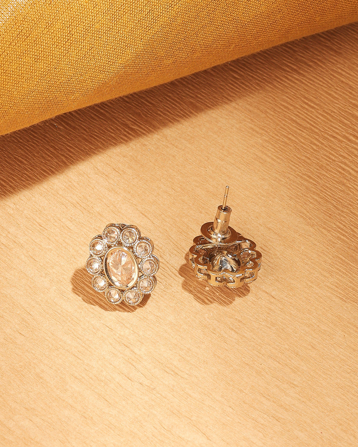 Round and Oval Shape Antique Gold Plated Brown Uncut Kundan Stone - back view | Saloni Fashion Jewellery, Mumbai