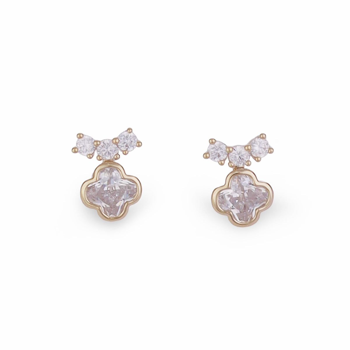 Saloni Fashion Jewellery Round Shape Center Stone Gold Plated Stud Earring For Women - view 3