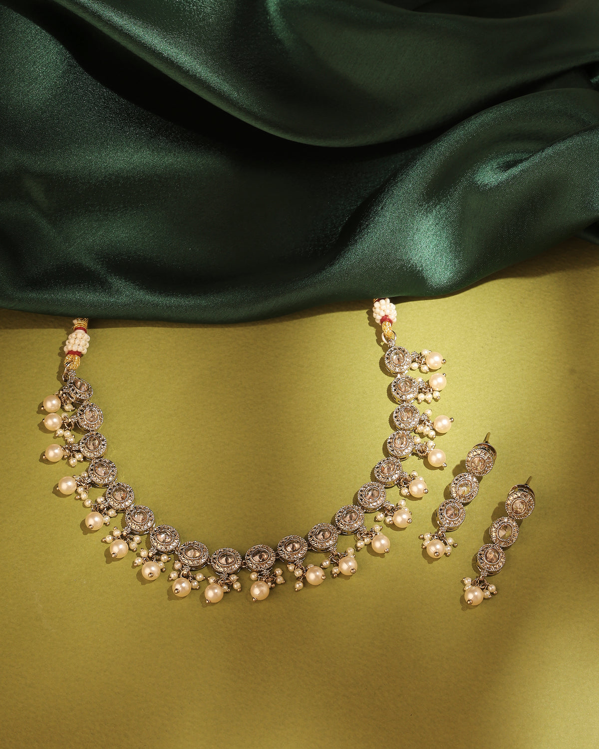 Round Shape Pearl Guchha Antique Gold Plated Brown Uncut - close-up detail | Saloni Fashion Jewellery, Mumbai