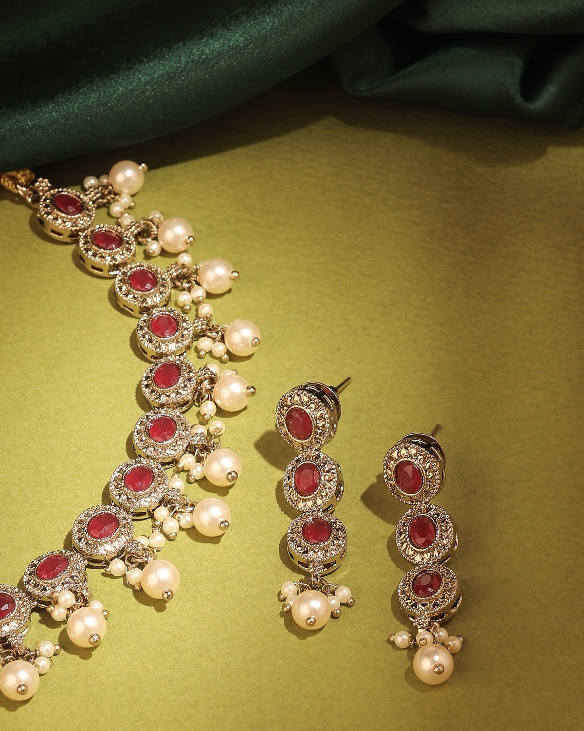 Round Shape Pearl Guchha Antique Gold Plated Red Uncut Kundan - alternate view | Saloni Fashion Jewellery, Mumbai