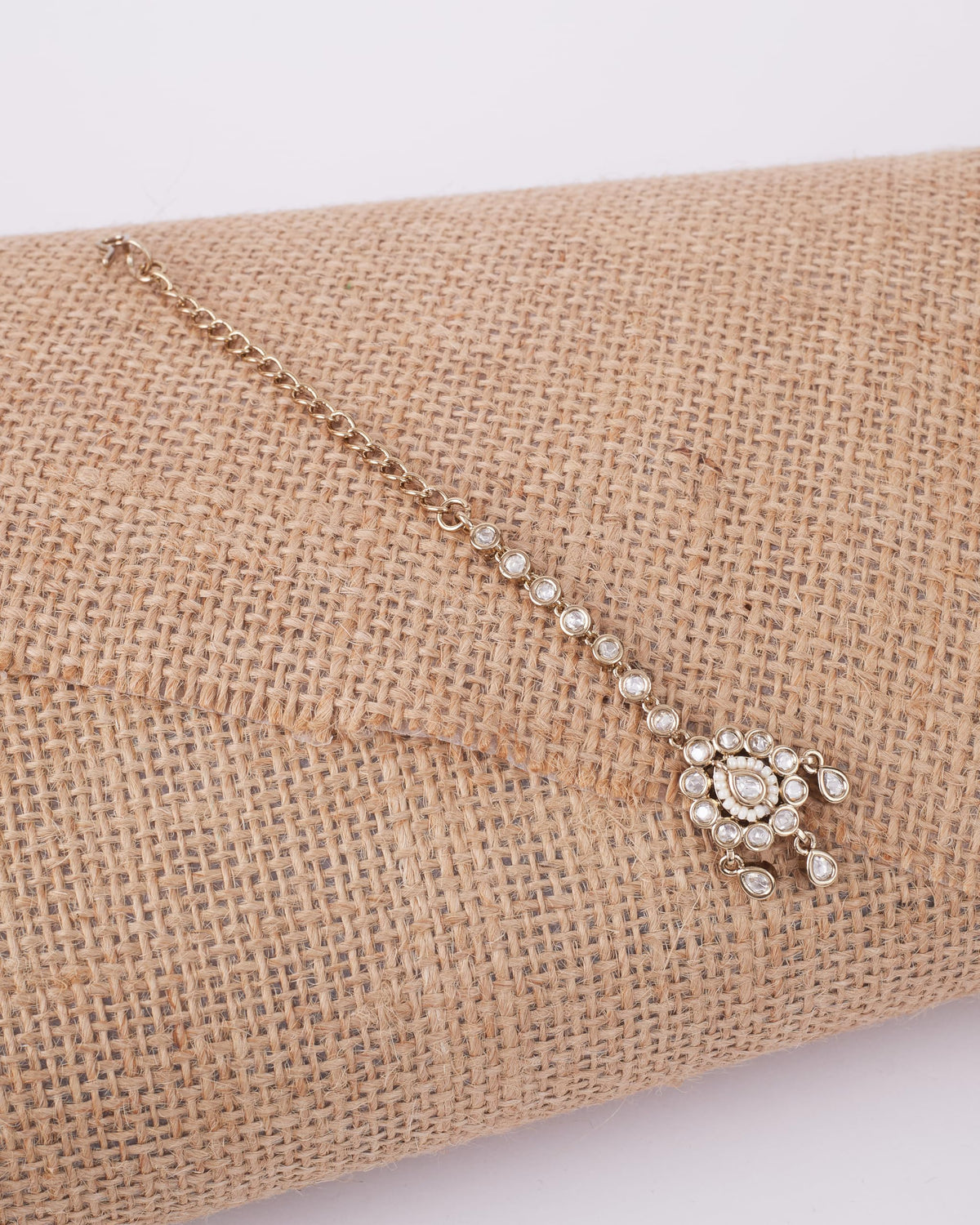 Saloni Fashion Jewellery Round Shape White Uncut Kundan Stone Antique Gold Plated Brass Choker Necklace Set with Maang Tikka For Women and Girls